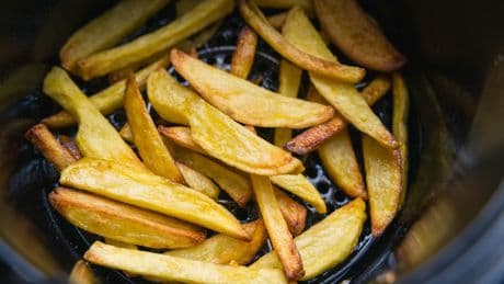 Knusprig-lecker: Perfekte Pommes aus der Heißluftfritteuse
