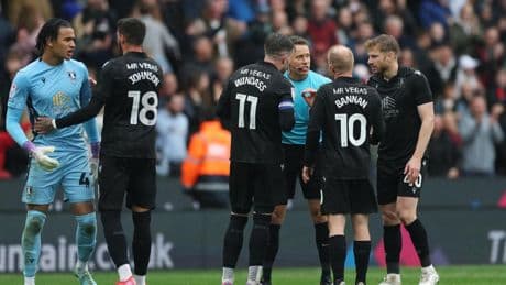 El Sheffield Wednesday, sancionado con tres ventanas sin poder fichar