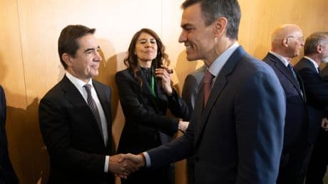 El BBVA mantiene la puerta abierta a una opa sin fusión tras la consulta del Gobierno