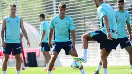 El Athletic confirma la cesión de Hugo Rincón al Girona con compensación económica