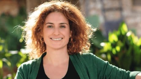 Dra. Nazareth Castellanos, investigadora científica: “Para mí una de las confusiones que genera más frustración es el confundir relajación con meditación. No entres directo a la práctica sin antes calmar el ritmo mental que traes del día”