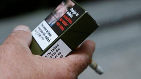 Les ventes de tabac ont chuté de 11,5 % en 2024 en France, où le tabagisme s’établit à un « niveau historiquement bas »