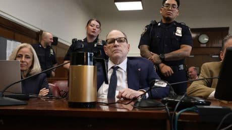 Declarado nulo el juicio de Harvey Weinstein por violación tras la amenaza de un miembro del jurado a otro