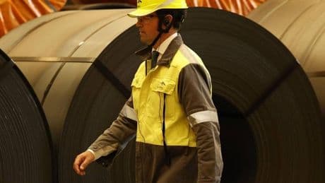 El Gobierno presenta este mes el plan industrial