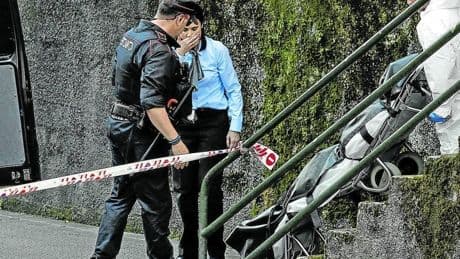 La Ertzaintza concluye que el asesino mató a su hija antes de que la mujer llegara a casa