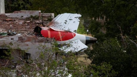 Crash d’Air India : les deux boîtes noires du Boeing 787 désormais récupérées