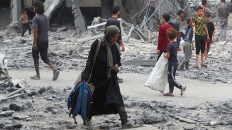 İsrail Gazze'yi bombalıyor: 90 Filistinli hayatını kaybetti