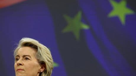 Pfizergate : la justice donne tort à la Commission, “un coup terrible” pour Ursula von der Leyen