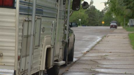 District of North Vancouver eyes crackdown on street-parked RVs and large vehicles