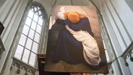 I sudari: quei bozzoli che fanno finalmente vedere i corpi