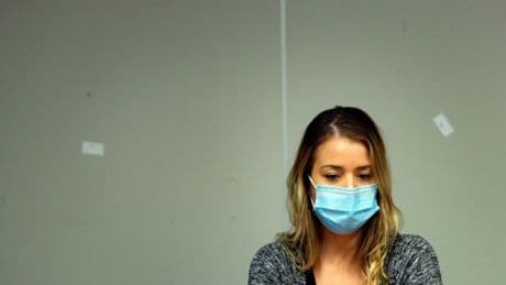 Netflix resucita hoy el caso de la viuda de Patraix, la mujer condenada por convencer a su amante... para que matara a su marido
