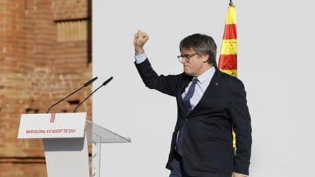 Los Mossos suspenden el expediente disciplinario a los tres agentes que ayudaron a huir a Puigdemont