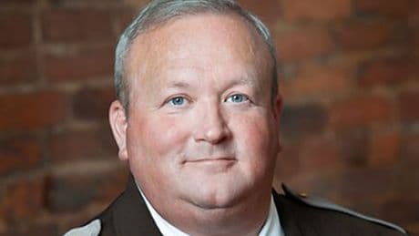Trump pardons MAGA sheriff who took more than $75,000 in bribes. President hails him as a ‘wonderful person’