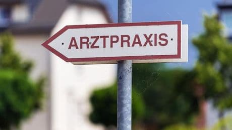 Gesundheit: Umfrage: Fast jeder Zweite mit Gesundheitssystem unzufrieden