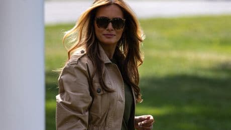Melania Trump adresse une lettre à Poutine sur les enfants ukrainiens, remise en main propre par Donald Trump