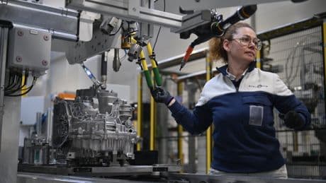 General Motors, Stellantis o Apple: los aranceles golpean a las grandes empresas y la factura llega ya a los 10.000 millones