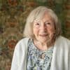 Elke dag een biertje of wijntje, Tanneke (105) is niet bezig met het einde: ‘Ik voel me niet zo oud’