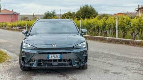 Il super ibrido con lo stile di Cupra, primo contatto con la gamma e-HYBRID