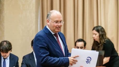 El PP aclara que no plantea una moción de censura y descarta reunirse con Puigdemont