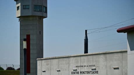 Prison de « haute sécurité » : l’obsession sécuritaire de Darmanin prend forme, les premiers détenus ont reçu leur notification de transfert