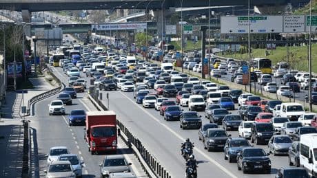 Motosiklet sayısı araçları geçti, yakıt zamları etkili oldu