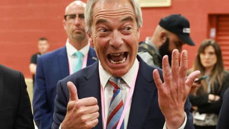 La derecha populista de Nigel Farage da un golpe al Gobierno laboralista en las elecciones locales de Inglaterra