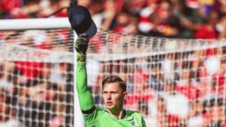 Henderson, el tipo de gorra que frenó al millonario Liverpool y se gastó un pastizal en cervezas
