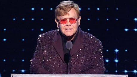 Elton John flooded with support as he issues huge career announcement after health woes