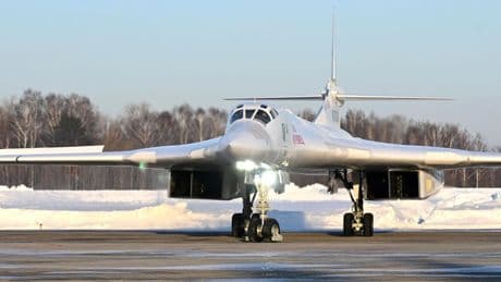 Ucrania dice haber destruido 41 aviones estratégicos rusos en una operación especial