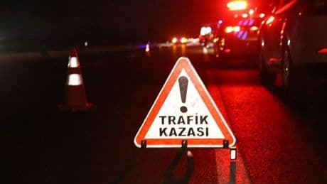 Otomobil ile motosiklet kafa kafaya çarpıştı: 1 kişi hayatını kaybetti