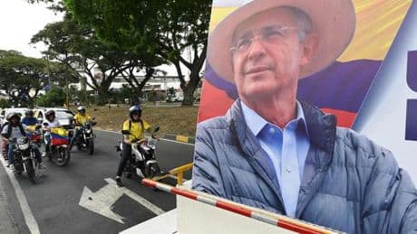 Colombie : Alvaro Uribe, ancien président, déclaré coupable de subornation de témoin