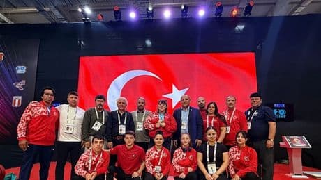 Milli halterci Fatmagül Çevik, dünya şampiyonu!