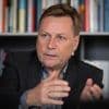Verfassungsrichterwahl: Universitäts-Präsident stellt sich vor SPD-Richterkandidatin