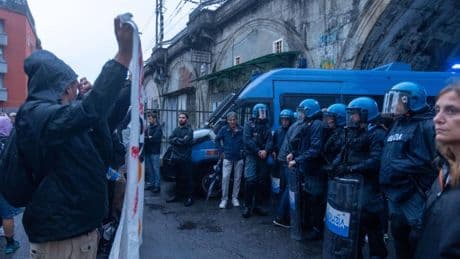 "Doveva arrivare lo stadio, ci mandano il Leoncavallo". La rabbia dei residenti del Corvetto