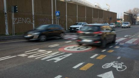 Città 30, in 6 mesi a Bologna con limite a 30 km risparmio di 150 ml euro grazie a riduzione di incidenti, morti e feriti