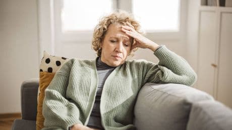 Niebla mental en la menopausia: cuáles son sus síntomas y cómo frenarlos
