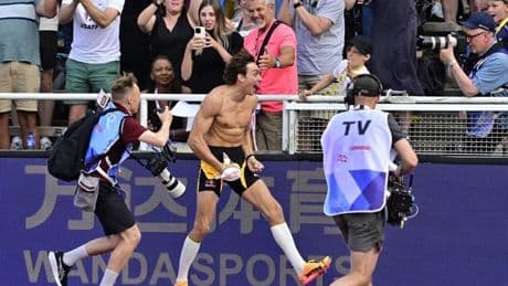 Duplantis eleva a 6,28 metros el récord del mundo de salto con pértiga