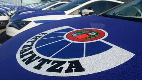 Investigan a tres varones, dos de ellos menores, por una violación grupal a una menor en Álava