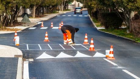 400.000 ralentisseurs et dos-d’âne «illégaux» sauvés in extremis par le Conseil d’État