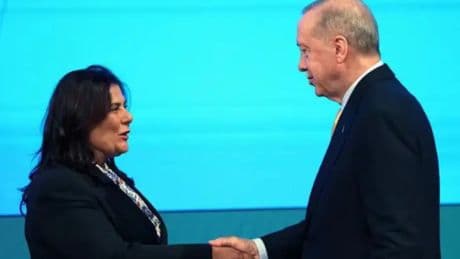 CHP'den AKP'ye geçmişti... CHP'li Tezcan açıkladı: Özlem Çerçioğlu'nun 'İzmir' hayali!