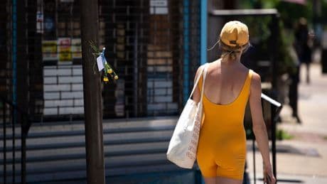 How far you walk may be more important than speed to fix chronic back pain