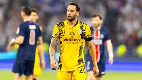 Adı Galatasaray ile anılıyordu: Hakan Çalhanoğlu'nun babasından dikkat çeken paylaşım!