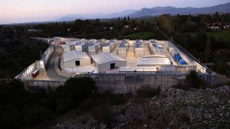 Migrants : l’Europe mise en garde contre les expulsions vers des pays tiers