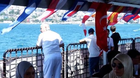 İstanbul’da şehit çocuğu ve yakınları için boğaz turu