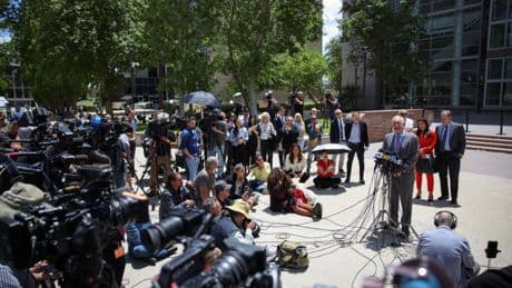 États-Unis: la justice ouvre la voie à la libération conditionnelle des frères Menendez