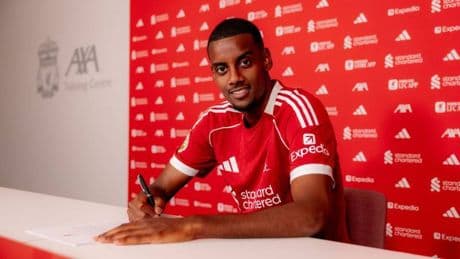 Alexander Isak, Premier Lig rekorunu kırarak Liverpool'da!