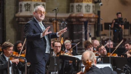Por muchos milenarios: la monumental sinfonía de Mahler en la Abadía de Montserrat (★★★★★)