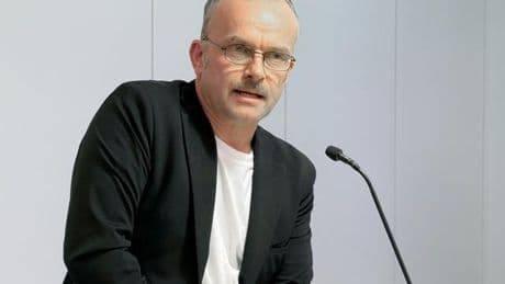 Aus der Politik in die Kunst: Neubrandenburger Ex-OB Witt mit Loriot-Programm auf Tour