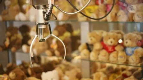 Claw machine experts share how to 'finally win' - including 'double tap' method