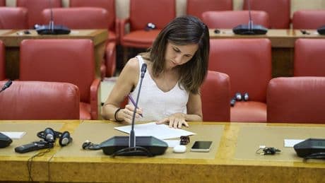 Belarra avisa de la "jugada" de Sánchez con los Presupuestos: si no se aprueban será la excusa para adelantar elecciones